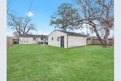 503 S Kansas Street, La Porte, TX 77571 - Photo 23