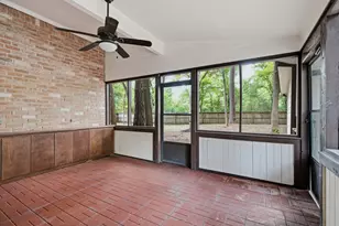 9 N Havenridge Dr, The Woodlands, TX 77381 - Photo 31
