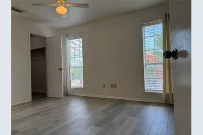 2626 Holly Hall Street #406, Houston, TX 77054 - Photo 5