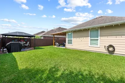 8310 Egret Bay Circle, Baytown, TX 77523 - Photo 21