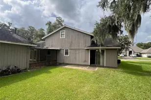 2109 Riverside Dr, West Columbia, TX 77486 - Photo 5