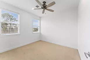 1019 W 17th St, Houston, TX 77008 - Photo 21