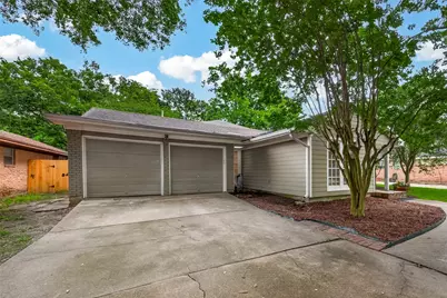 10807 Oasis Drive, Houston, TX 77096 - Photo 43
