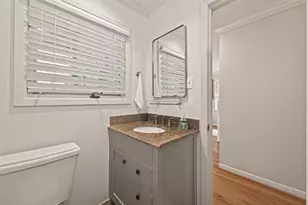 10807 Oasis Dr, Houston, TX 77096 - Photo 31