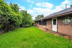 1803 Edgehill Rd, Pasadena, TX 77502 - Photo 27