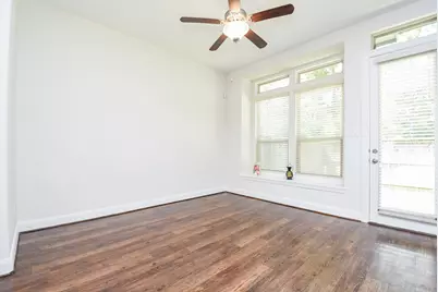 71 Aventura Place, The Woodlands, TX 77389 - Photo 9