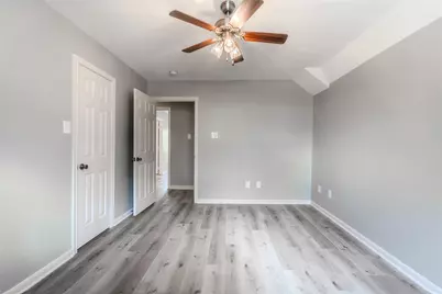 5938 Theall Road, Houston, TX 77066 - Photo 29