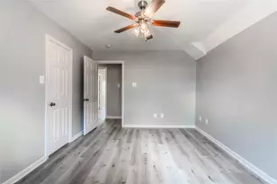 5938 Theall Rd, Houston, TX 77066 - Photo 29