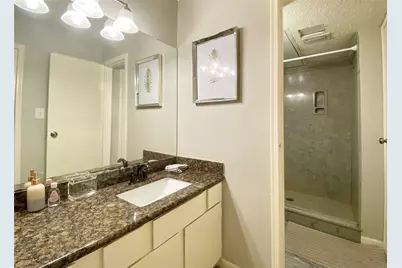 3100 Jeanetta Street #802, Houston, TX 77063 - Photo 11