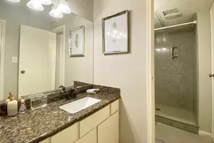 3100 Jeanetta St, Houston, TX 77063 - Photo 11
