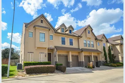 3042 Royal Oaks CRS, Houston, TX 77082 - Photo 1