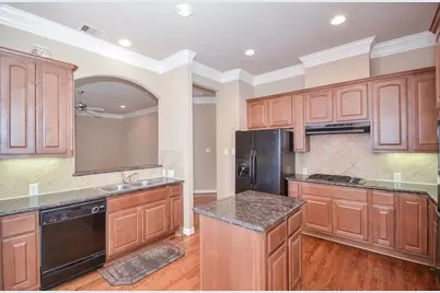 3042 Royal Oaks CRS, Houston, TX 77082 - Photo 11