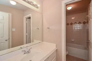 3042 Royal Oaks CRS, Houston, TX 77082 - Photo 27