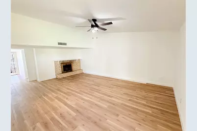 2126 Quail Valley East Drive, Missouri City, TX 77459 - Photo 3