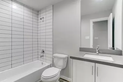 645 E 11th 1/2 Street #16, Houston, TX 77008 - Photo 5