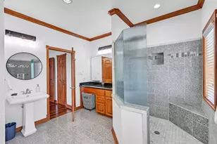 12836 E Madrid Rd, Galveston, TX 77554 - Photo 17