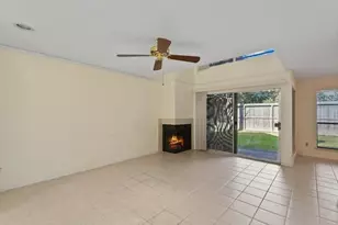 3317 Golden Trails Dr, Houston, TX 77345 - Photo 9