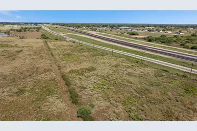 18804 Zac Lentz Parkway, Victoria, TX 77905 - Photo 23