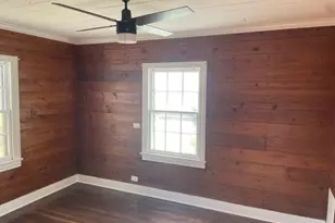 321 S Arcola St, Angleton, TX 77515 - Photo 7