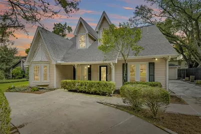 9143 Penn Manor Ct Court, Houston, TX 77055 - Photo 1