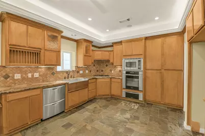 9143 Penn Manor Ct Court, Houston, TX 77055 - Photo 15
