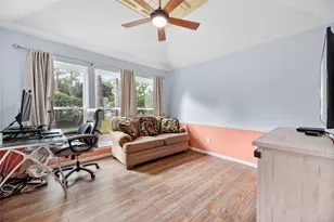 1814 Crutchfield Ln, Katy, TX 77449 - Photo 9