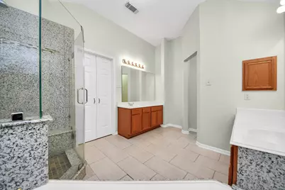 1103 Lake Shore Drive, Pearland, TX 77581 - Photo 15