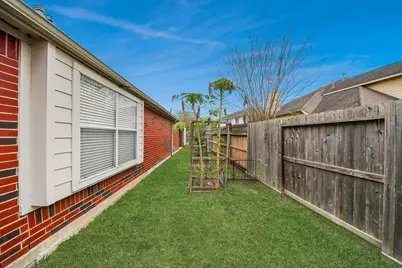 1103 Lake Shore Drive, Pearland, TX 77581 - Photo 29