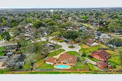 13807 Imperial Court, Sugar Land, TX 77498 - Photo 3