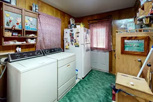 409 W Morgan St, Franklin, TX 77856 - Photo 13