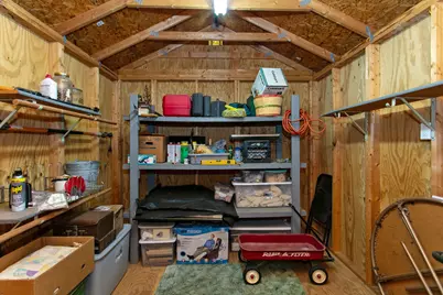 409 W Morgan Street, Franklin, TX 77856 - Photo 29