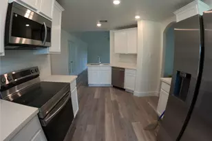 8418 Rayburn Rd, Cove, TX 77523 - Photo 5