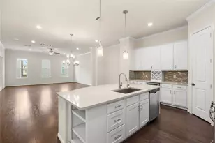 8911 Wind Springs Dr, Houston, TX 77080 - Photo 17