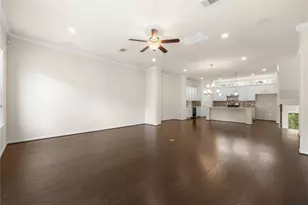 8911 Wind Springs Dr, Houston, TX 77080 - Photo 13