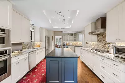 1918 Stoney Brook Drive, Houston, TX 77063 - Photo 9