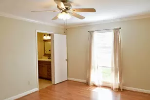 13723 Ella Lee Ln, Houston, TX 77077 - Photo 9