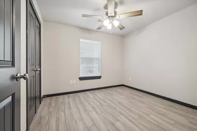 4606 Denmark Street, Houston, TX 77016 - Photo 7