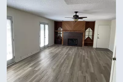 6201 Beverlyhill Street #8, Houston, TX 77057 - Photo 3