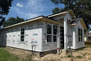 2310 Fitz Lee St, Waller, TX 77484 - Photo 13