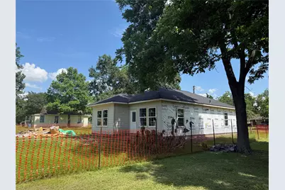 2310 Fitz Lee Street, Waller, TX 77484 - Photo 3