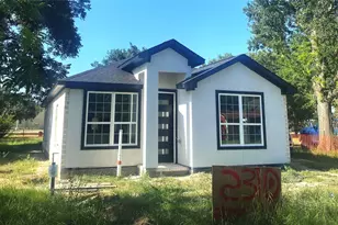 2310 Fitz Lee St, Waller, TX 77484 - Photo 1