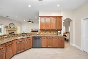 15511 Seminole Canyon Dr, Sugar Land, TX 77498 - Photo 19