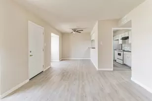 6815 Beachwood St, Houston, TX 77021 - Photo 5