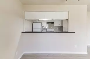 6815 Beachwood St, Houston, TX 77021 - Photo 7