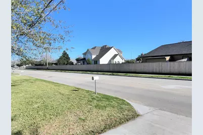 606 Golfview Drive, Richmond, TX 77469 - Photo 37