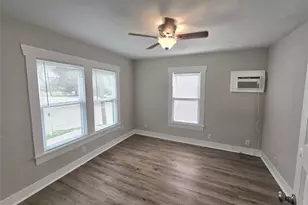 2816 St Emanuel St, Houston, TX 77004 - Photo 11