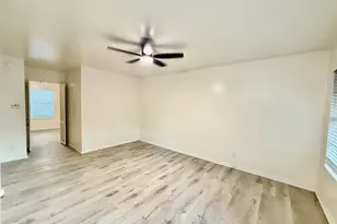 6401 Skyline Dr, Houston, TX 77057 - Photo 3