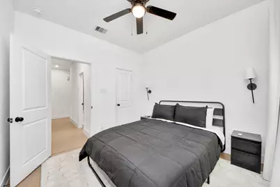 5774 Heron Drive #B, Houston, TX 77033 - Photo 27