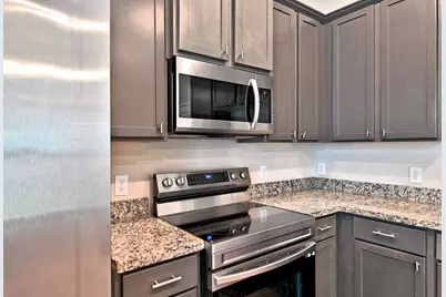 11552 Persimmon Street, Willis, TX 77318 - Photo 9