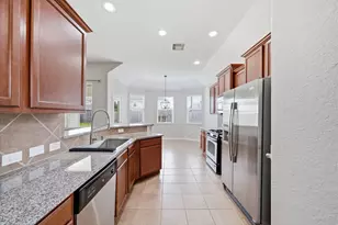 4207 Canterbury Park Ln, Pearland, TX 77584 - Photo 11